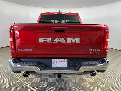 Molten Red Pearlcoat 2026 RAM 1500 Laramie