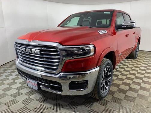 Molten Red Pearlcoat 2026 RAM 1500 Laramie