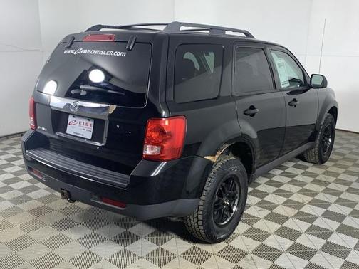 2008 Mazda Tribute s