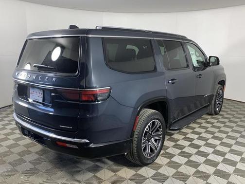 2023 Jeep Wagoneer Series II 4x4