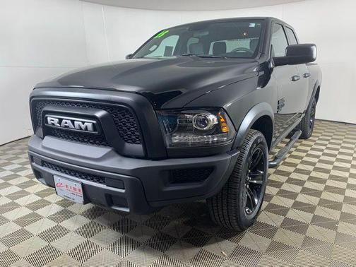 Diamond Black Crystal Pearlcoat 2023 RAM 1500 Classic Warlock Quad Cab 4x4 6'4' Box