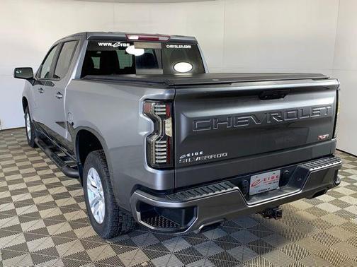 Satin Steel Metallic 2019 Chevrolet Silverado 1500 RST