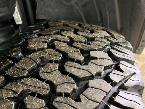 Granite Crystal Metallic Clearcoat 2026 Jeep Wrangler Rubicon