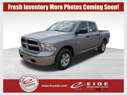 Billet Silver Metallic Clearcoat 2023 RAM 1500 Classic SLT