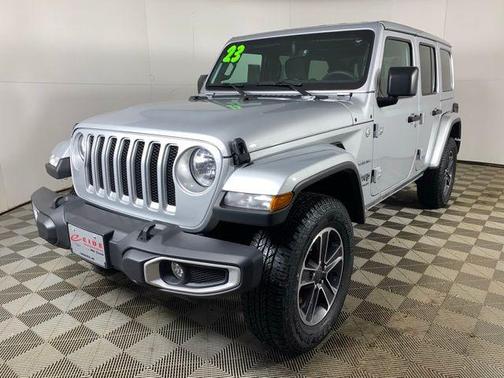 2023 Jeep Wrangler 4-Door Sahara