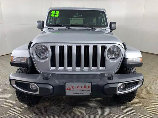 2023 Jeep Wrangler 4-Door Sahara