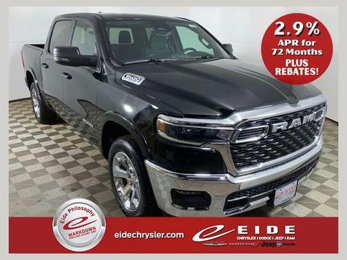 Diamond Black Crystal Pearlcoat 2026 RAM 1500 Big Horn/Lone Star Truck