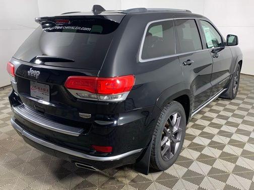 2021 Jeep Grand Cherokee Summit