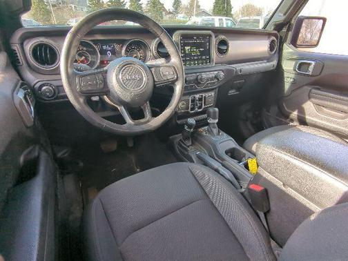 Black Clearcoat 2023 Jeep Gladiator Sport S