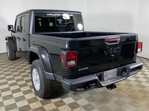 Black Clearcoat 2023 Jeep Gladiator Sport S