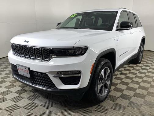 2022 Jeep Grand Cherokee 4xe Base