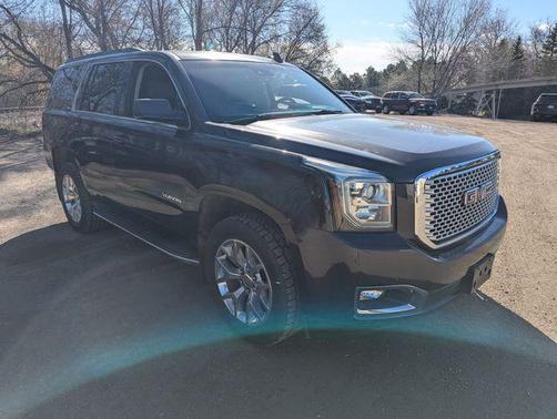 Iridium Metallic 2017 GMC Yukon SLT