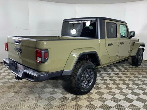 2026 Jeep Gladiator Sport S