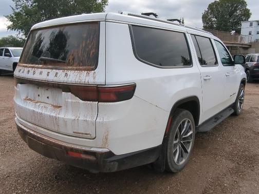 2023 Jeep Wagoneer L Series II 4x4