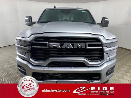 2026 RAM 2500 Tradesman Crew Cab 4x4 6'4' Box