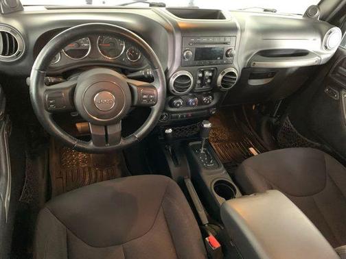 Black Clearcoat 2013 Jeep Wrangler Unlimited Sport