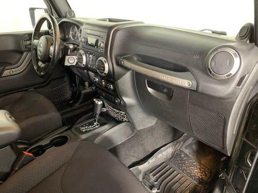 Black Clearcoat 2013 Jeep Wrangler Unlimited Sport