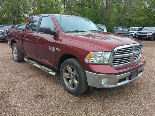 Delmonico Red Pearlcoat 2019 RAM 1500 Big Horn