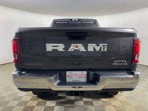 Granitecrystal 2026 RAM 2500 Big Horn Crew Cab 4x4 6'4' Box