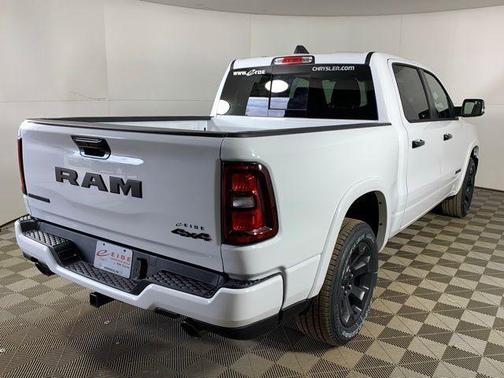 Bright White Clearcoat 2026 RAM 1500 Big Horn/Lone Star