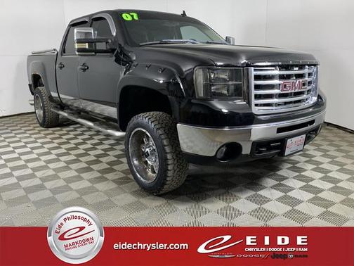 2007 GMC Sierra 2500 SLT H/D Crew Cab