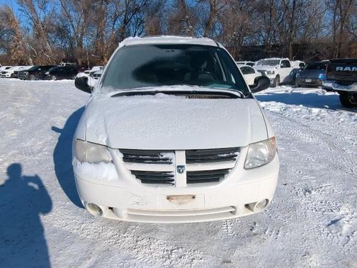 2005 Dodge Grand Caravan SXT
