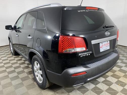 2012 Kia Sorento LX