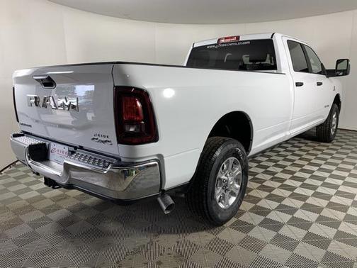 2025 RAM 3500 Big Horn Crew Cab 4x4 8' Box