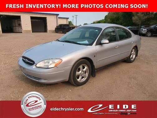 2001 Ford Taurus SE