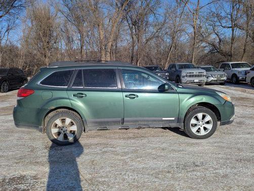 2010 Subaru Outback 2.5 i Premium