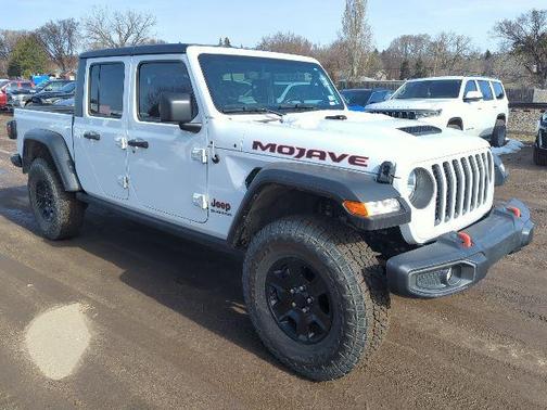 Bright White Clearcoat 2022 Jeep Gladiator Mojave 4x4