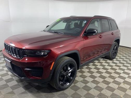 2023 Jeep Grand Cherokee Altitude