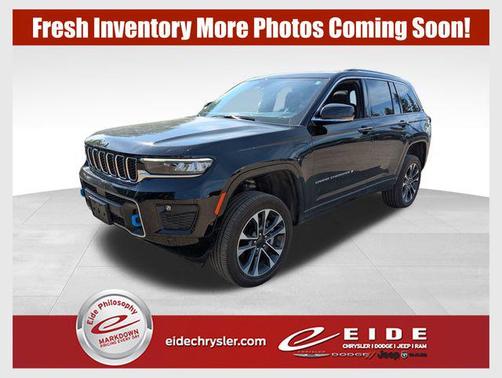 Diamond Black Crystal Pearlcoat 2022 Jeep Grand Cherokee 4xe Overland