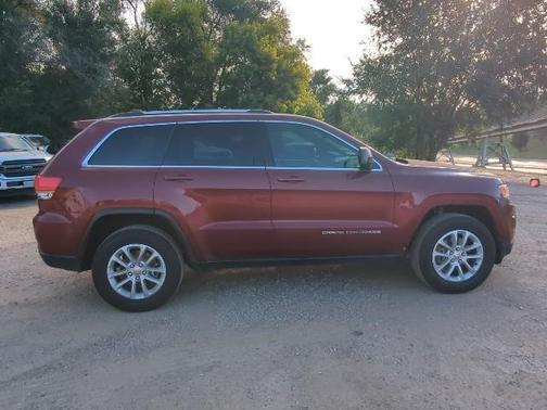2016 Jeep Grand Cherokee Laredo