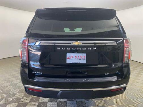 Black 2024 Chevrolet Suburban LT