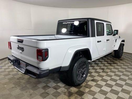 2026 Jeep Gladiator Sport S