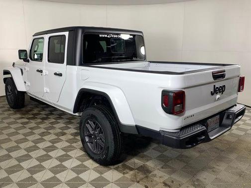 2026 Jeep Gladiator Sport S