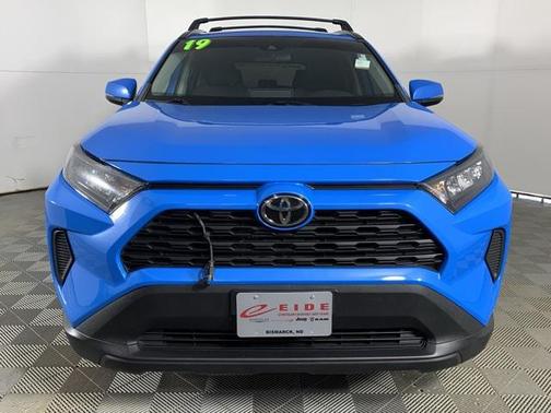 2019 Toyota RAV4 LE