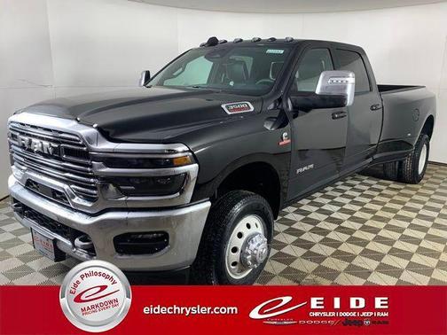 2026 RAM 3500 Laramie Crew Cab 4x4 8' Box