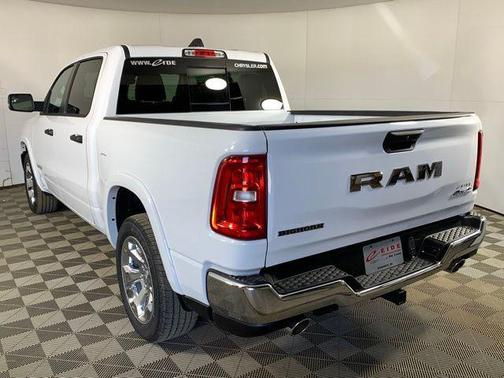 Bright White 2026 RAM 1500 Big Horn/Lone Star