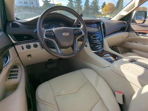 2017 Cadillac Escalade Premium Luxury