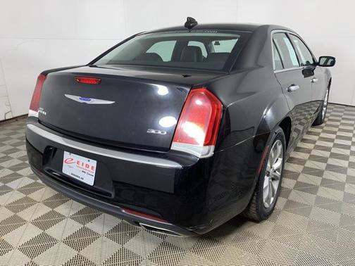 2019 Chrysler 300 Limited