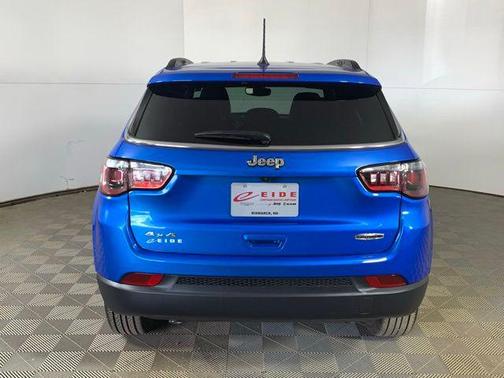 Hydro Blue Pearlcoat 2024 Jeep Compass Latitude Lux