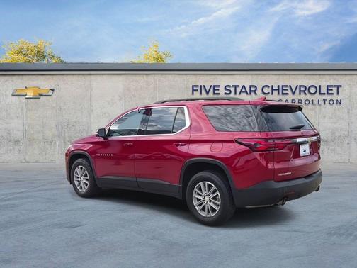 Radiant Red Tintcoat 2023 Chevrolet Traverse LT Cloth