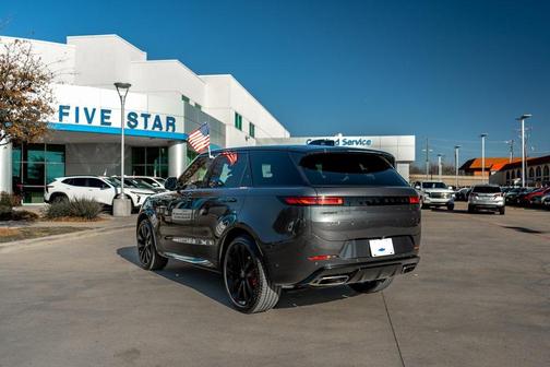 2024 Land Rover Range Rover Sport SE