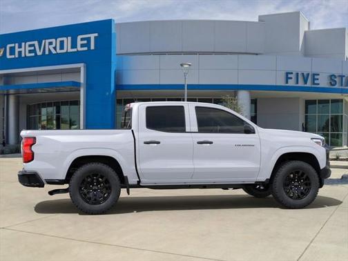 2025 Chevrolet Colorado WT