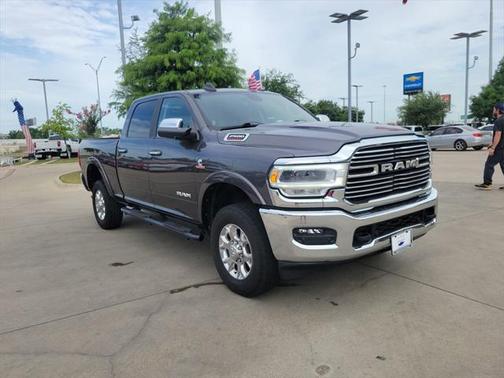 2022 RAM 2500 Laramie Crew Cab 4x4 6'4' Box