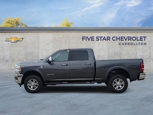 2022 RAM 2500 Laramie Crew Cab 4x4 6'4' Box