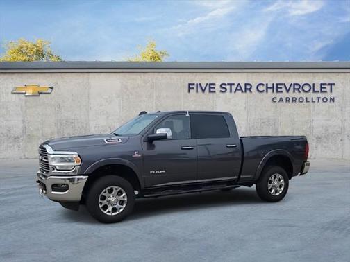 2022 RAM 2500 Laramie Crew Cab 4x4 6'4' Box