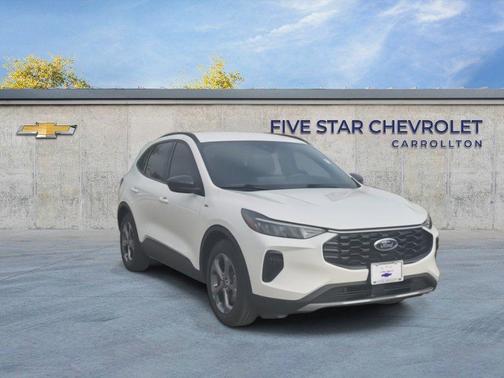 Star White Metallic Tri-Coat 2025 Ford Escape ST-Line